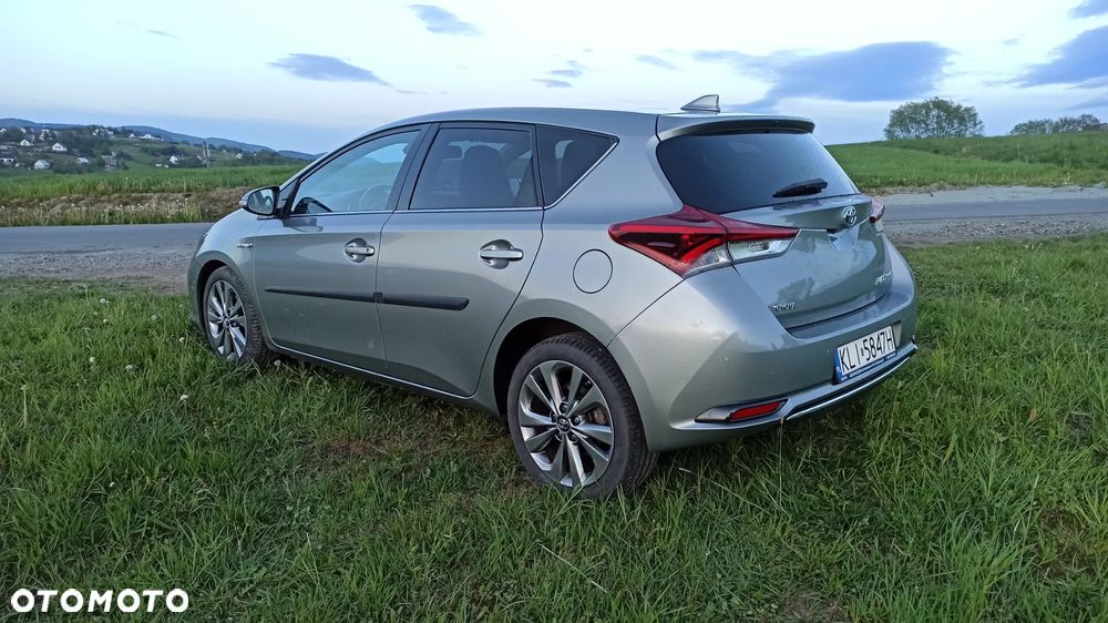 Toyota Auris - 4