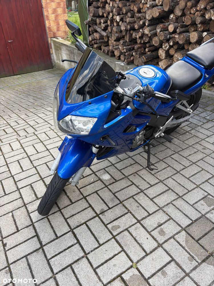 Honda CBR - 7