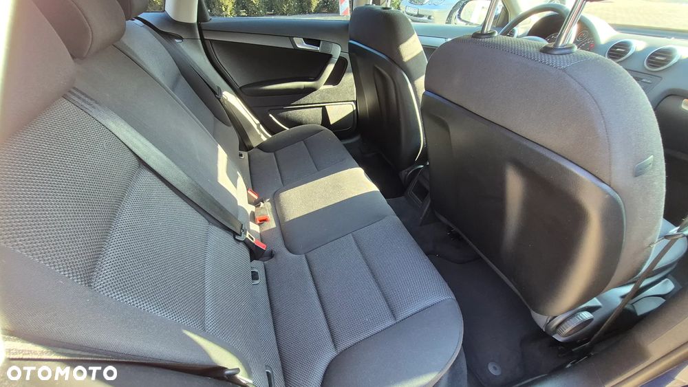 Audi A3 Sportback 1.4 TFSI Attraction - 12