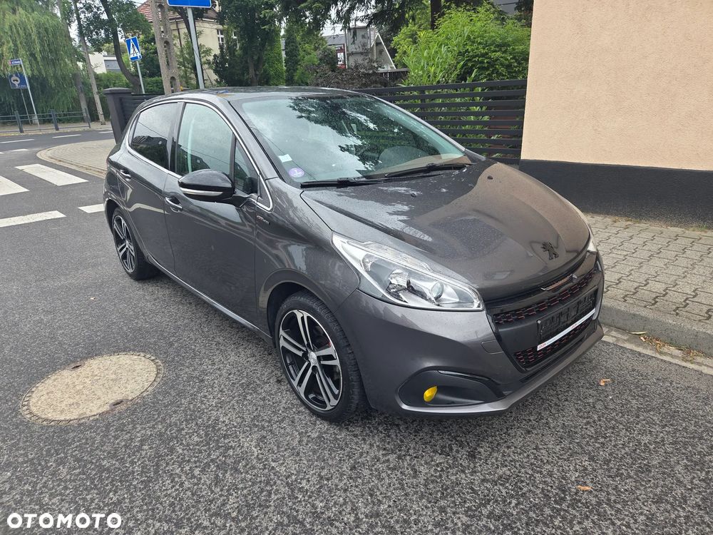 Peugeot 208 - 3