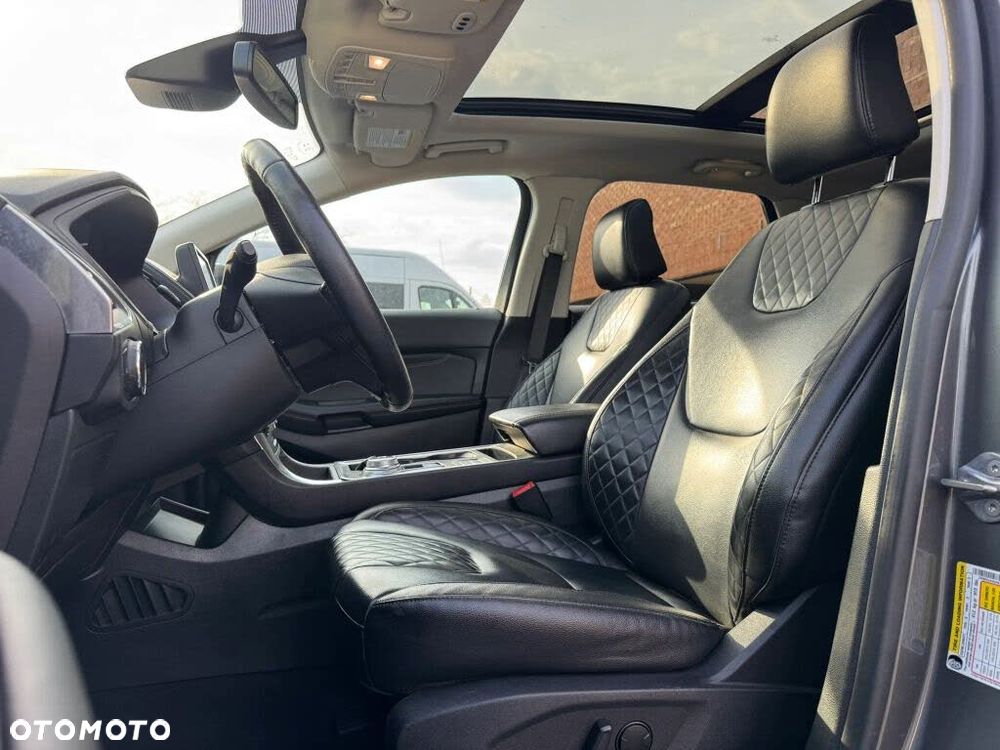 Ford Edge - 12