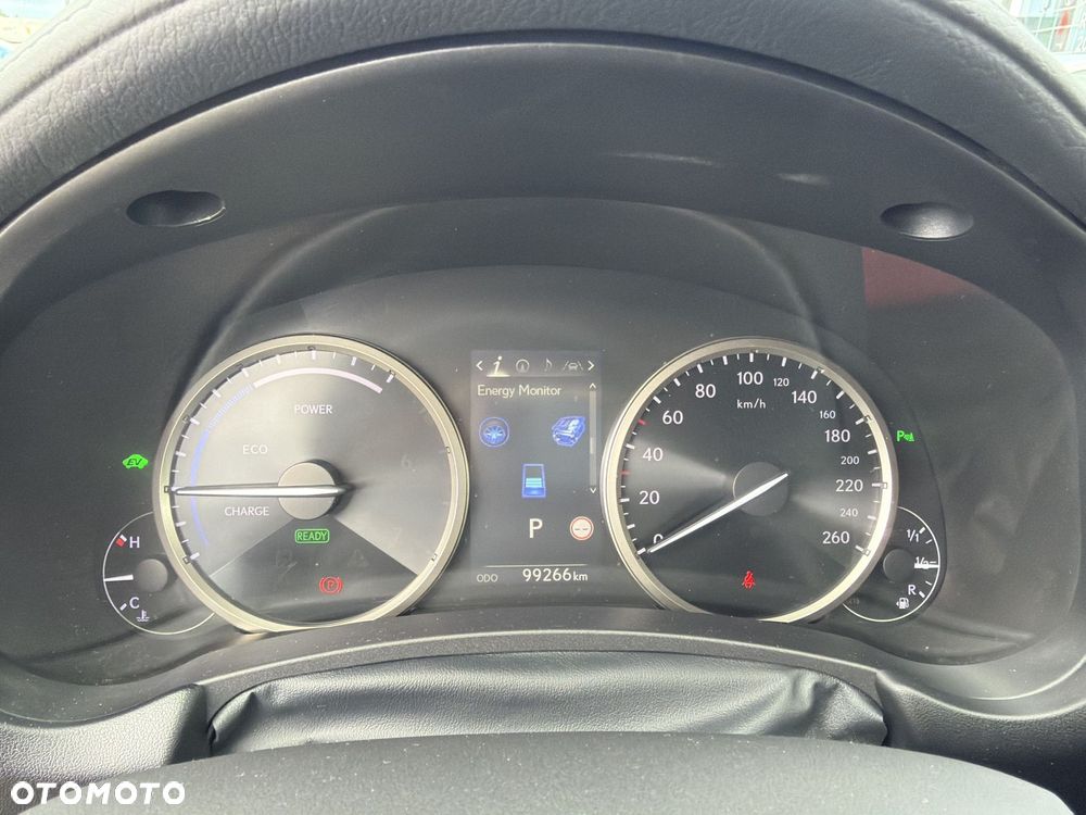 Lexus NX 300h F Impression AWD - 17