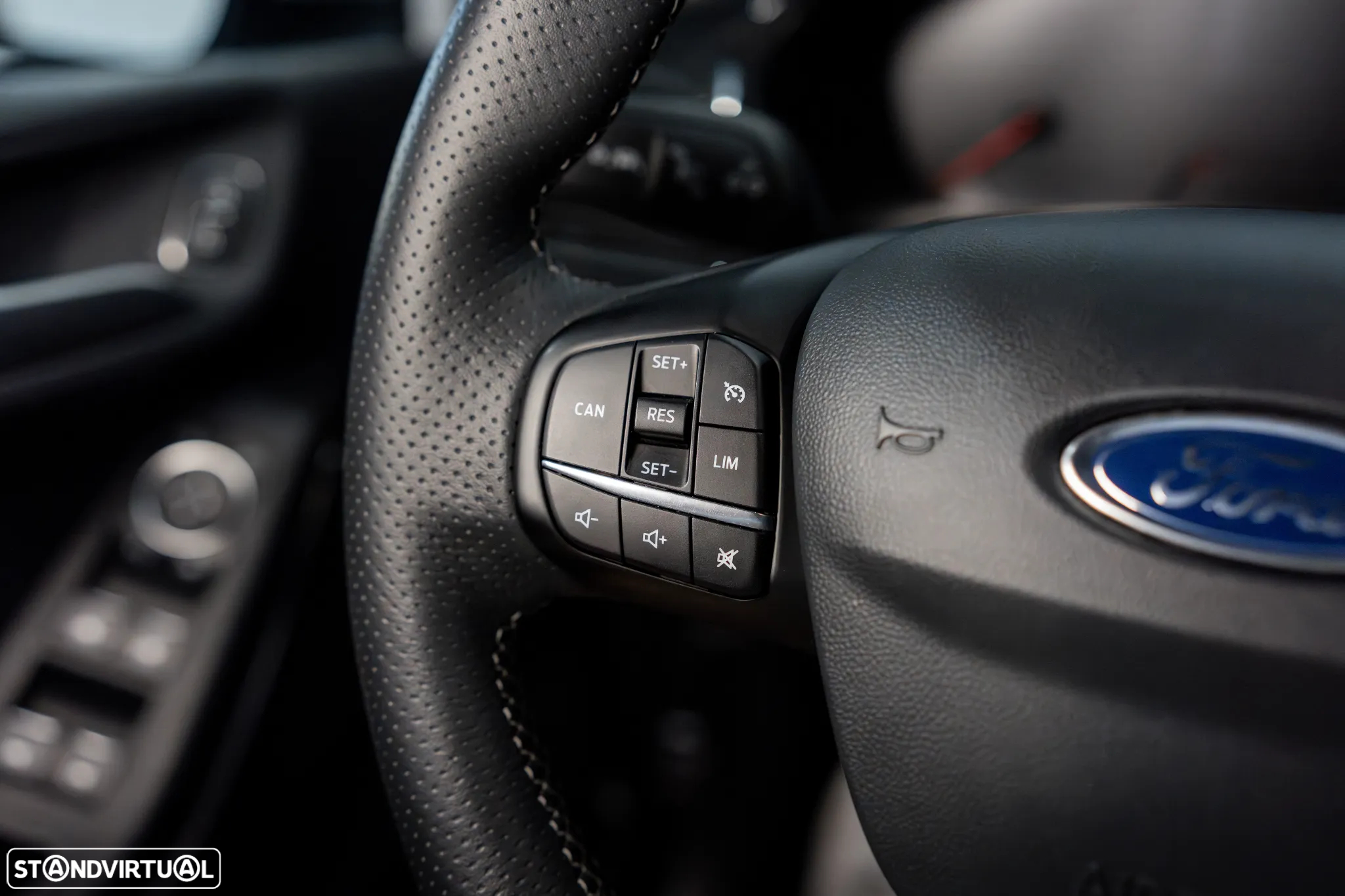 Ford Fiesta 1.5 EcoBoost S&S ST X - 18