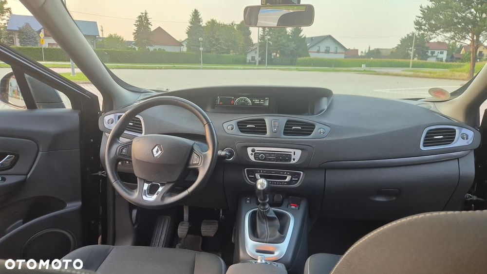 Renault Scenic dCi 110 LIMITED - 34