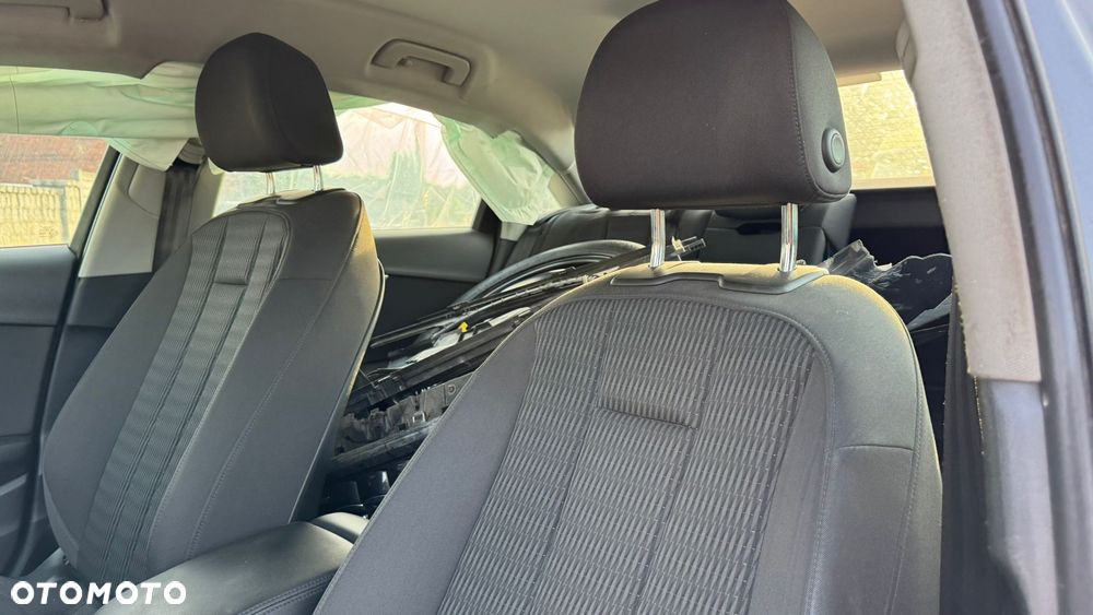 Audi A4 Limousine 2.0 TDI - 12