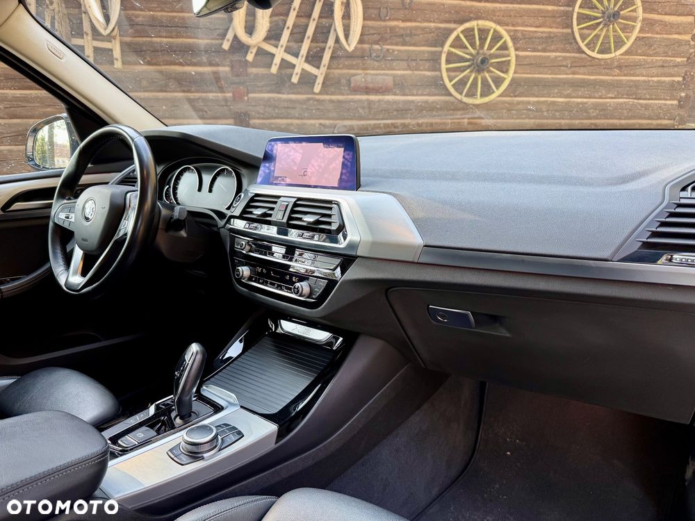 BMW X3 xDrive20d xLine - 10