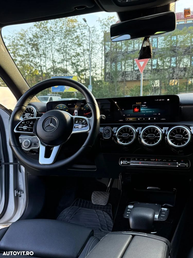 Mercedes-Benz A 180 7G-DCT Advanced Progressive - 9