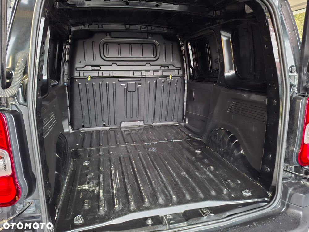 Peugeot Partner - 13
