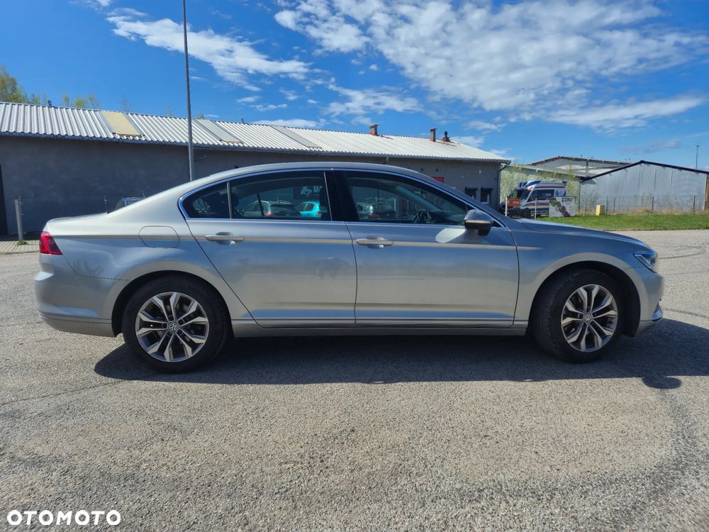 Volkswagen Passat 1.8 TSI BMT Comfortline - 9