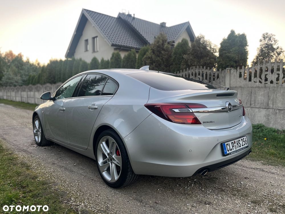 Opel Insignia - 13