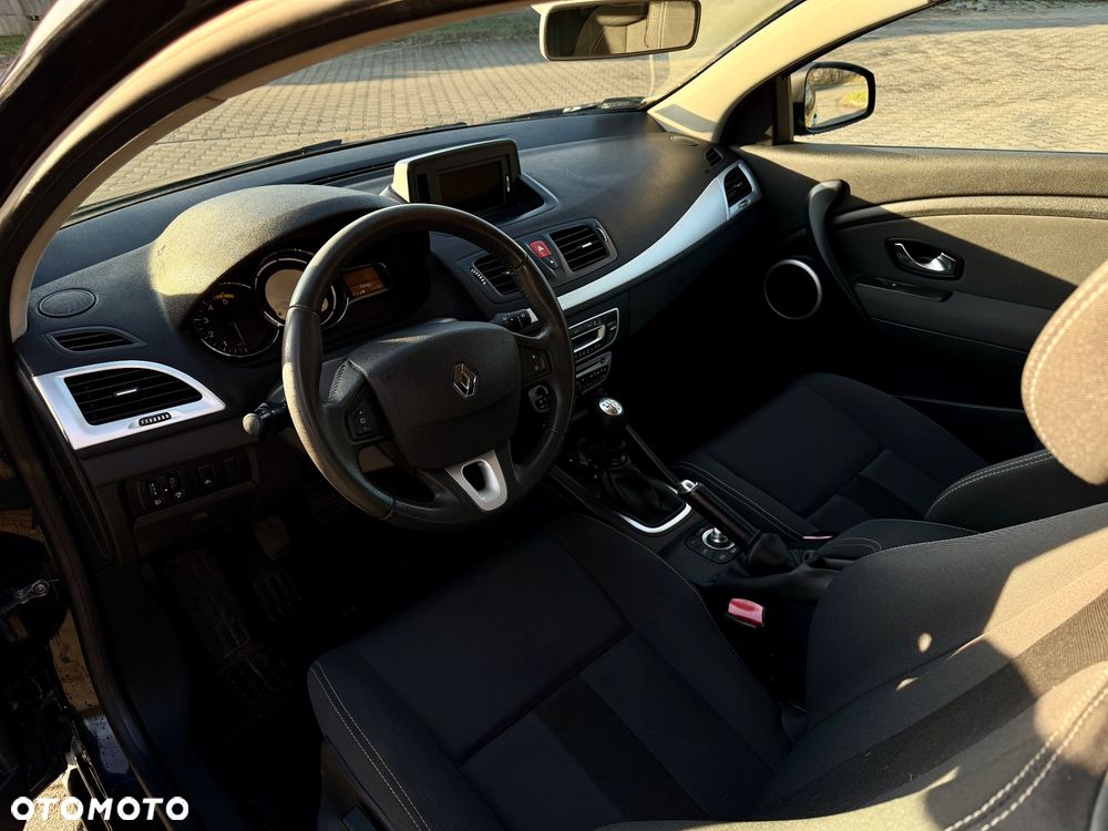 Renault Megane 1.9 dCi FAP Dynamique - 9