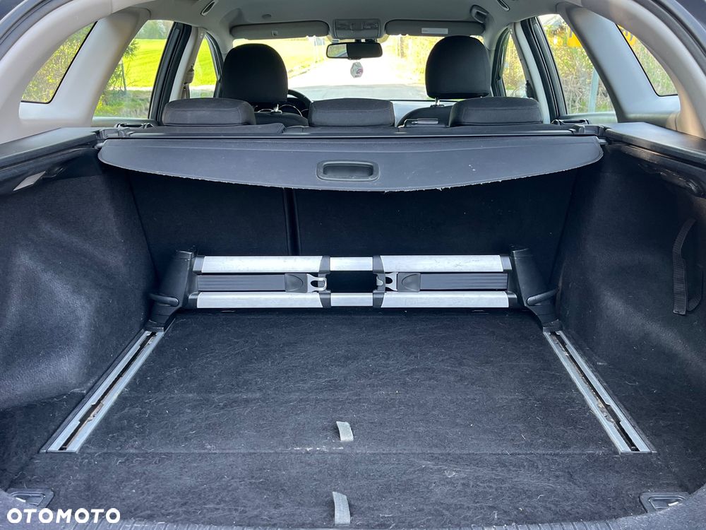 Kia Ceed - 11