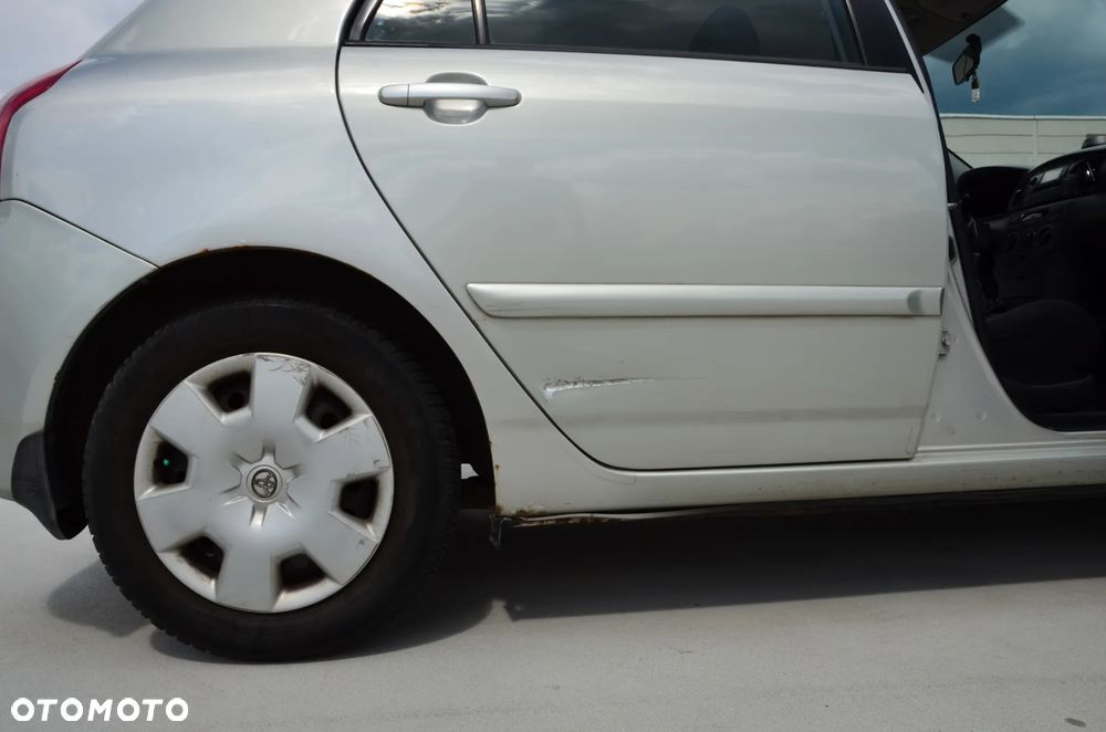 Toyota Corolla 1.6 VVT-i Terra Polaris - 5