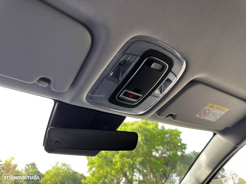 Hyundai Kauai 65.4 kWh Vanguard - 27