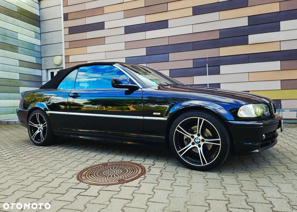 BMW Seria 3 323Ci - 12