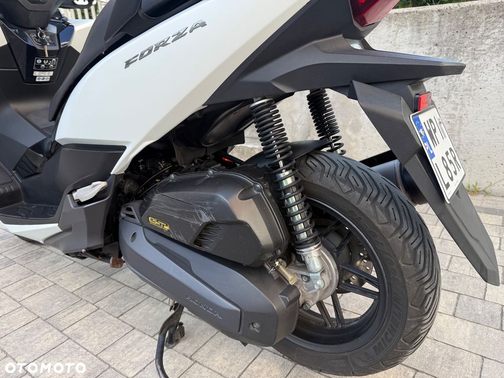 Honda NSS - 6
