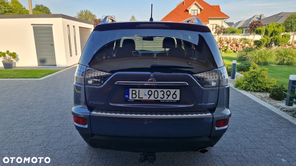 Mitsubishi Outlander 2.0 Invite 2WD - 5