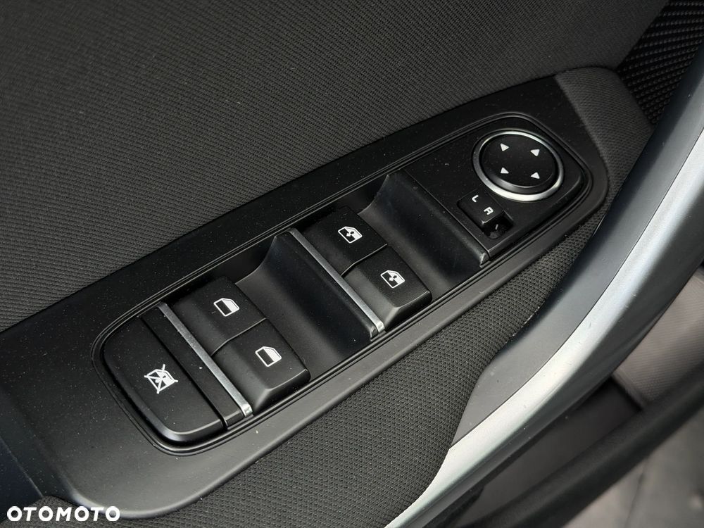 Kia Ceed 1.5 T-GDI M - 12