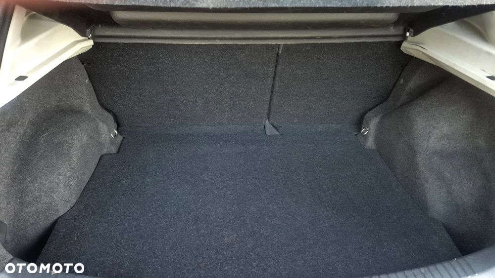 Nissan Qashqai - 23