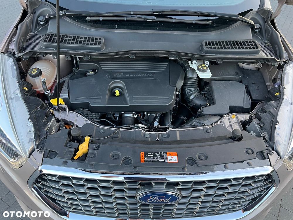 Ford Kuga - 31
