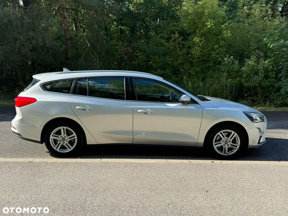 Ford Focus SW 1.0 EcoBoost Trend Edition - 23