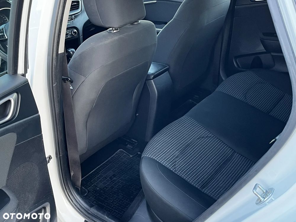 Kia Ceed 1.4 S - 14