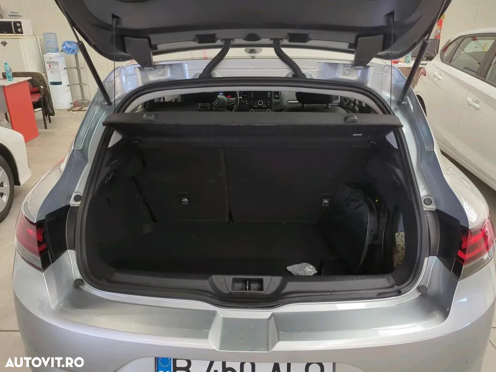 Renault Megane - 8