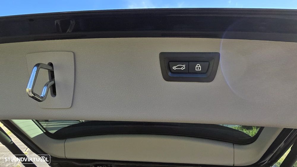 BMW 318 d M Sport - 9