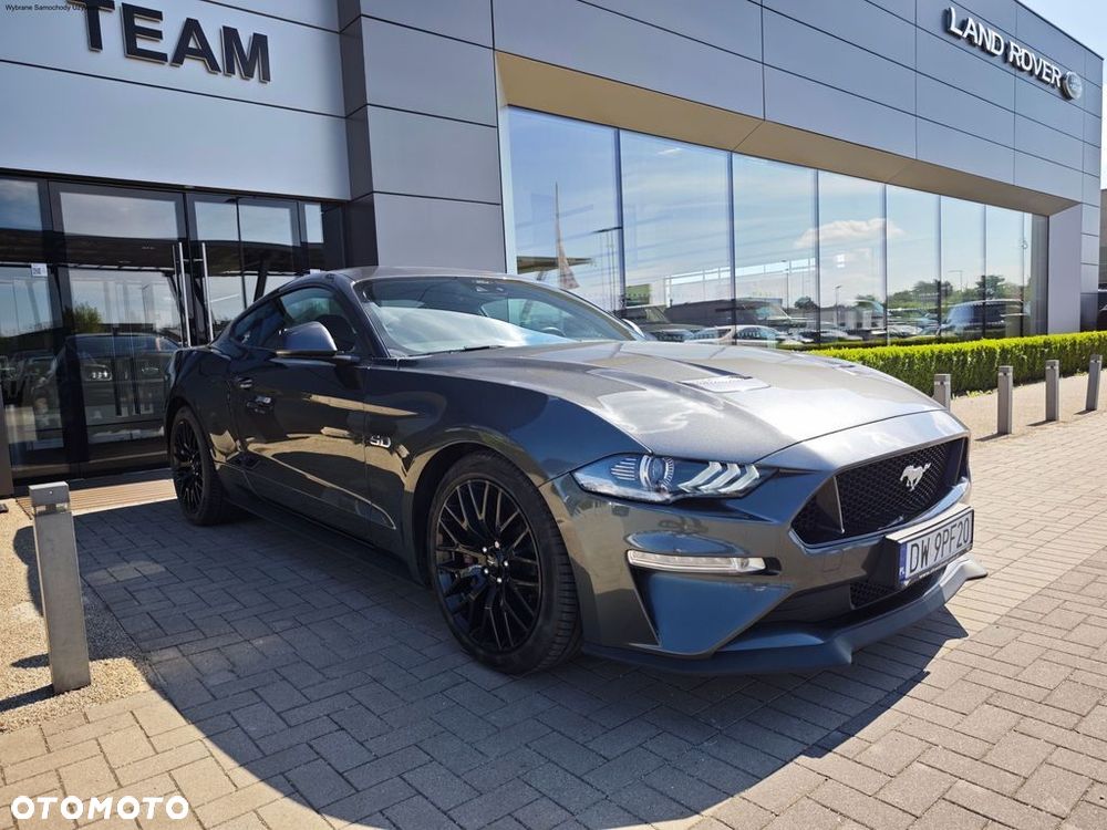 Ford Mustang - 1