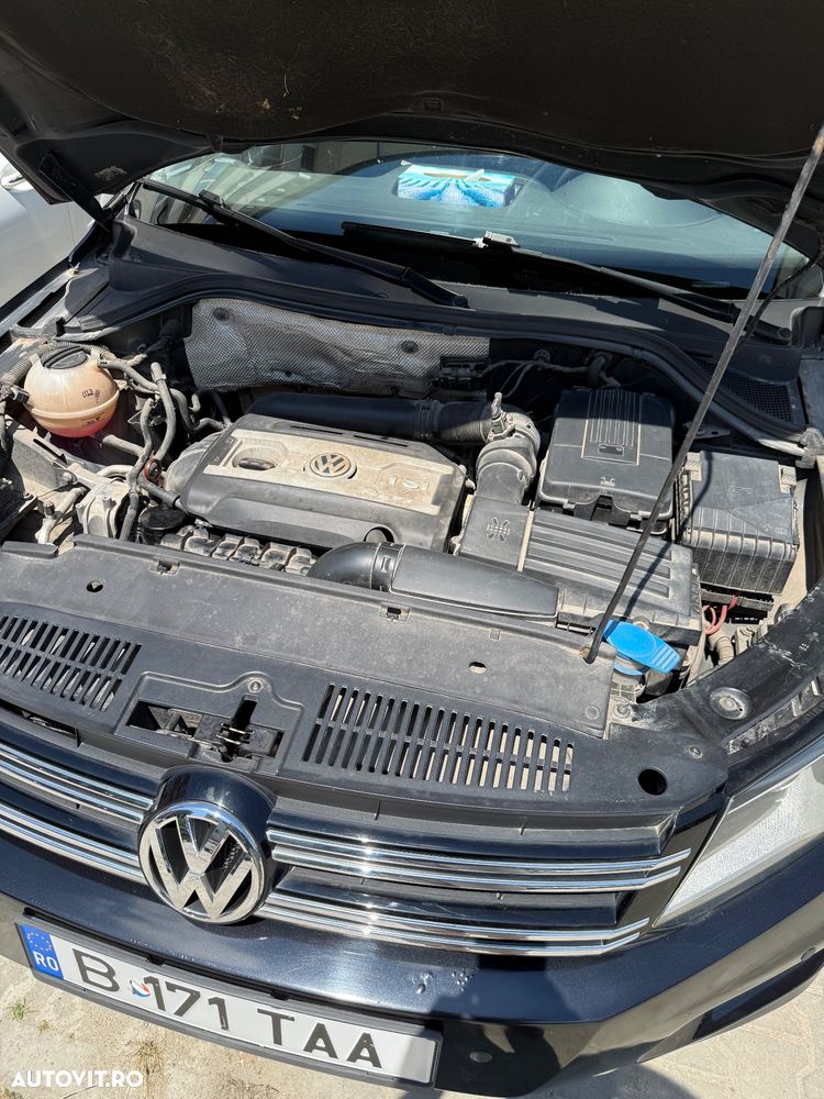 Volkswagen Tiguan - 12