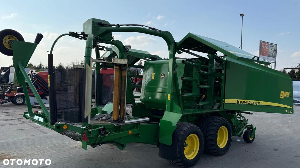 John Deere 744 Premium - 2