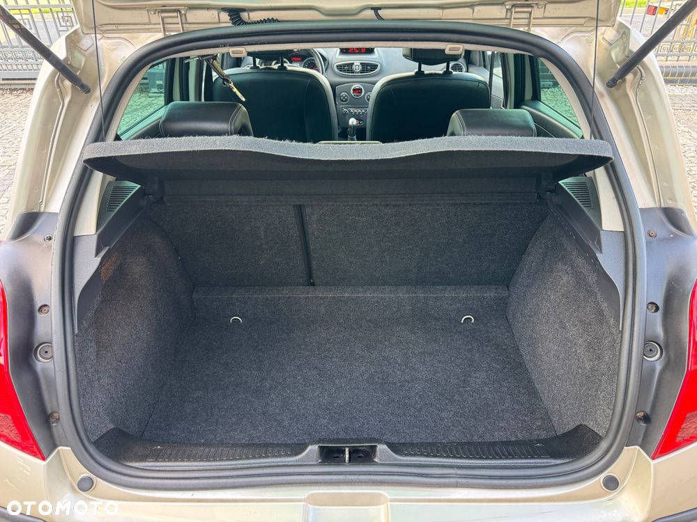 Renault Clio 1.6 16V Exception - 33