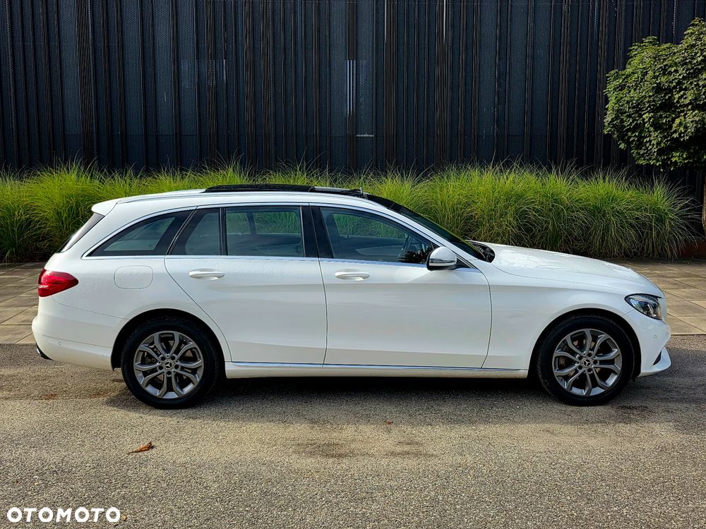 Mercedes-Benz Klasa C 200 4Matic 9G-TRONIC Avantgarde - 22