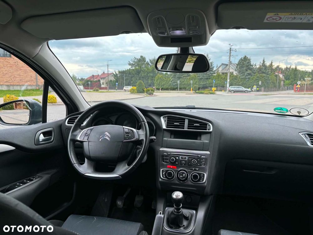 Citroën C4 e-HDi 115 Tendance - 8
