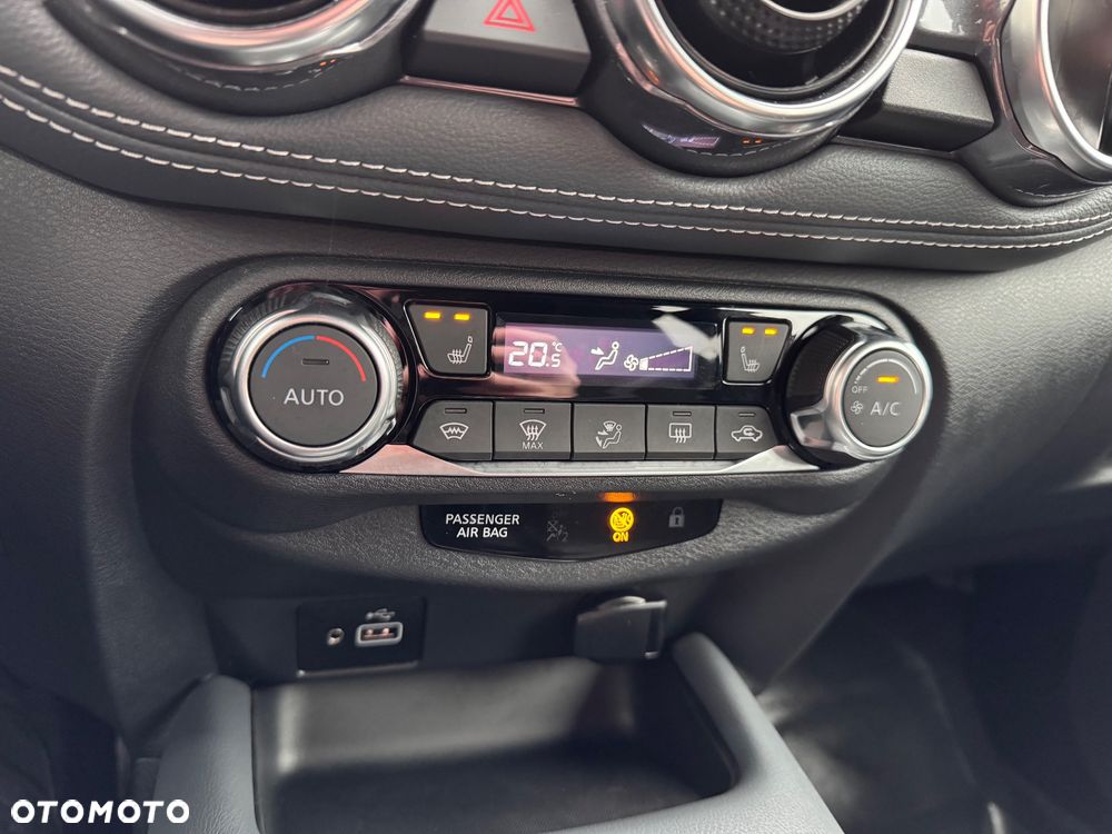 Nissan Juke 1.0 DIG-T N-Connecta DCT - 32