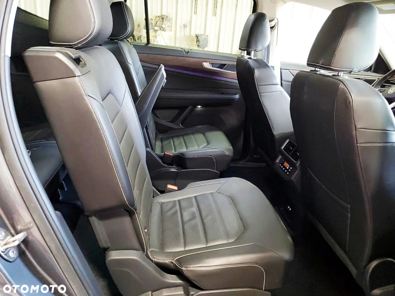 Volkswagen Atlas - 11