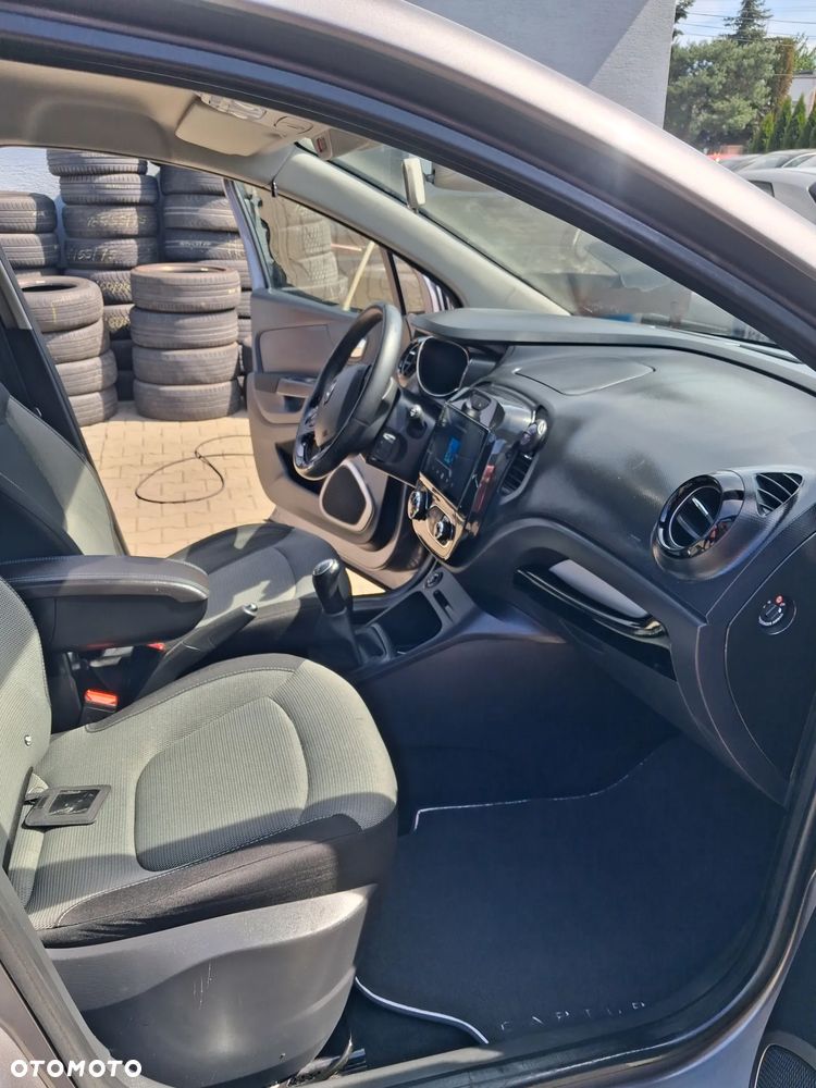 Renault Captur - 13