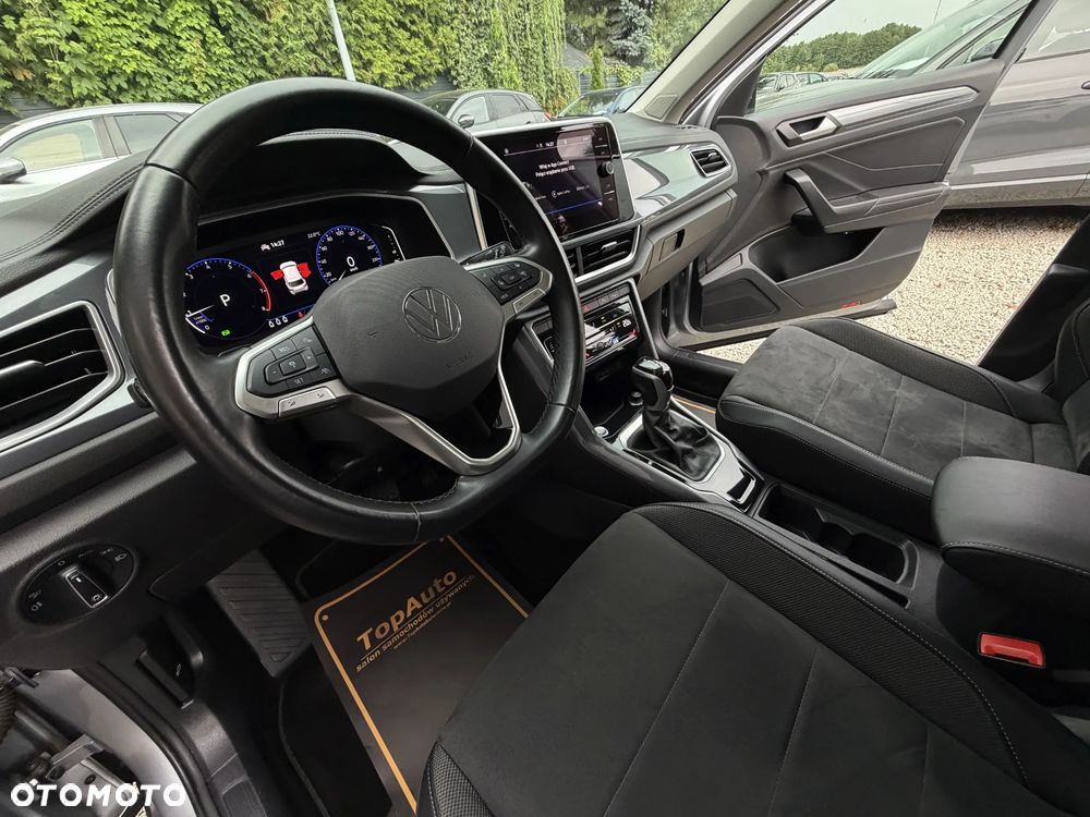 Volkswagen T-Roc - 19
