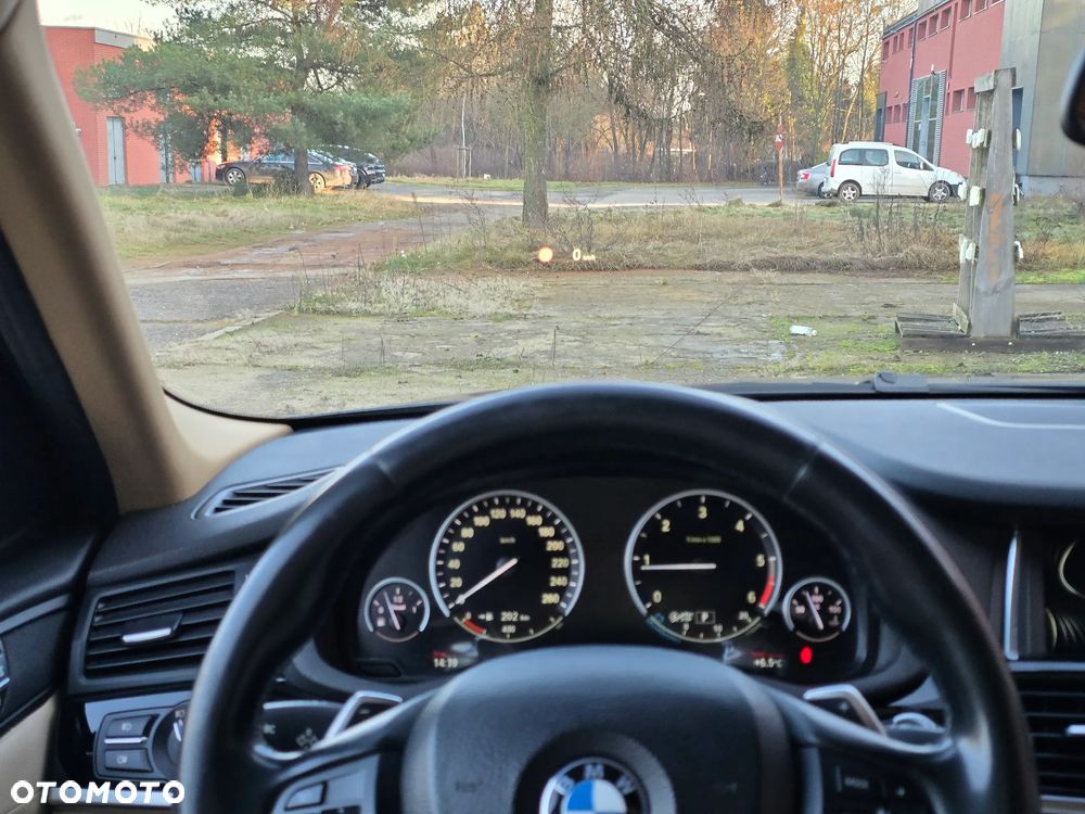 BMW X4 xDrive20d xLine - 33