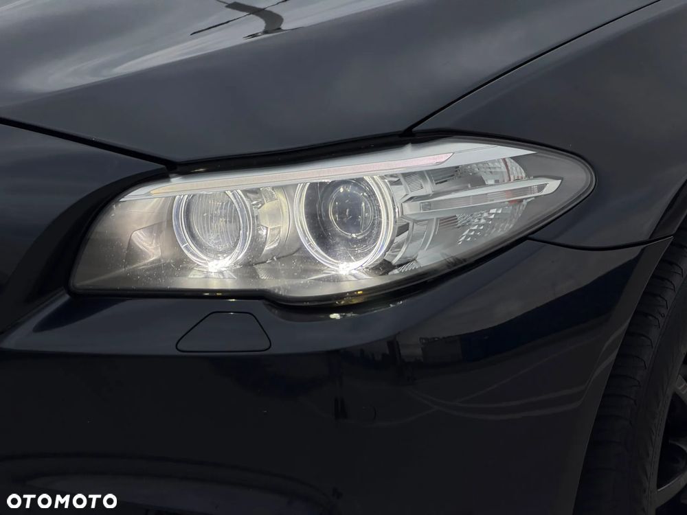 BMW Seria 5 520d xDrive - 4