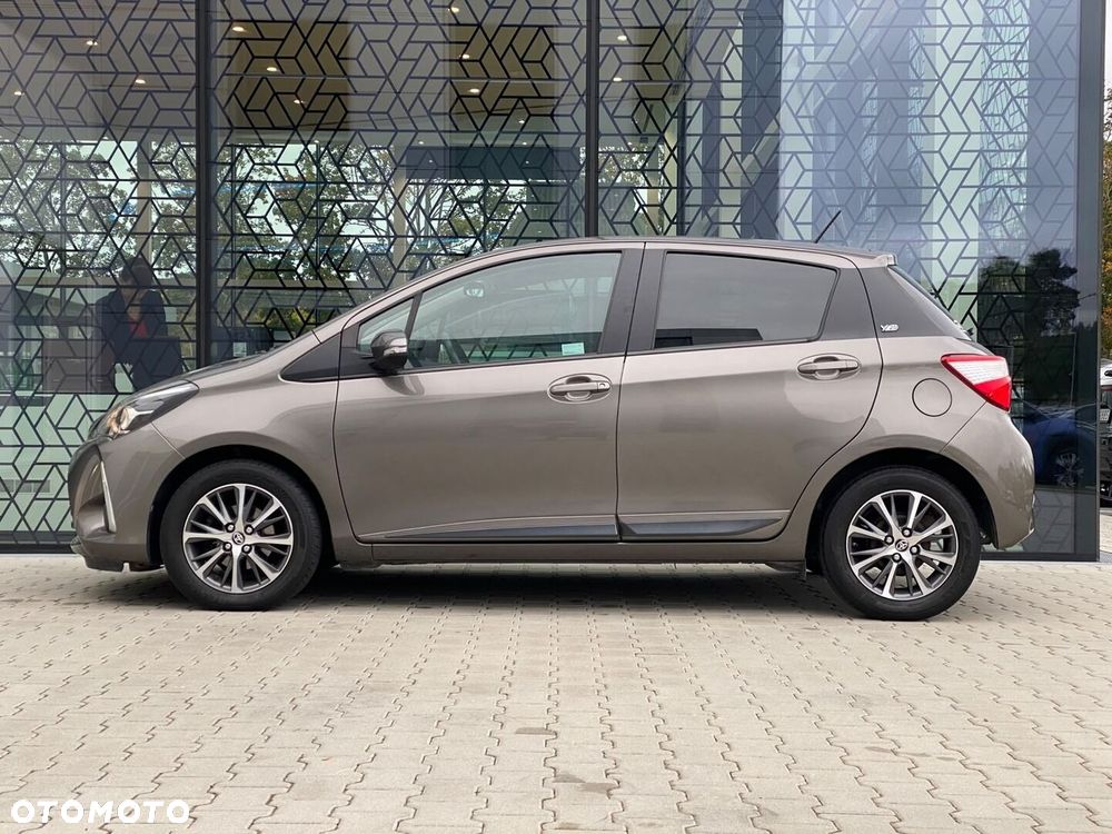 Toyota Yaris 1.5 Premium - 2