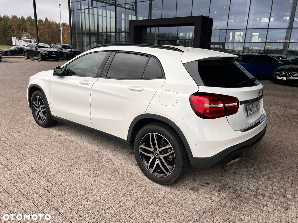Mercedes-Benz Gla 2018 photo 3