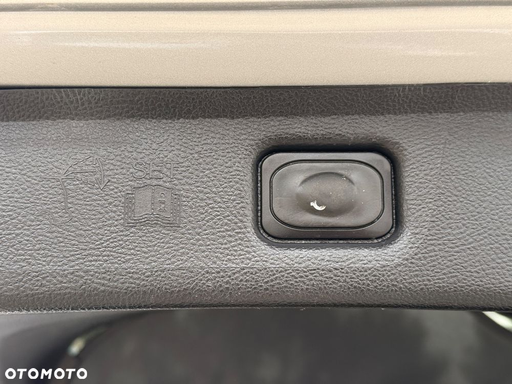 Ford S-Max 2.0 EcoBlue TITANIUM - 19