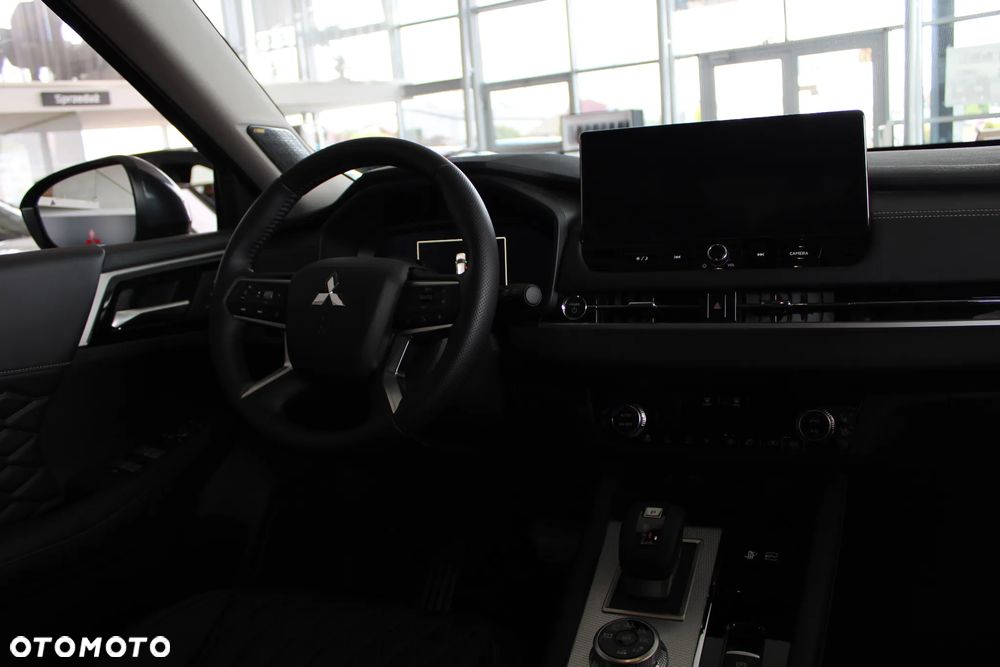 Mitsubishi Outlander Instyle - 19