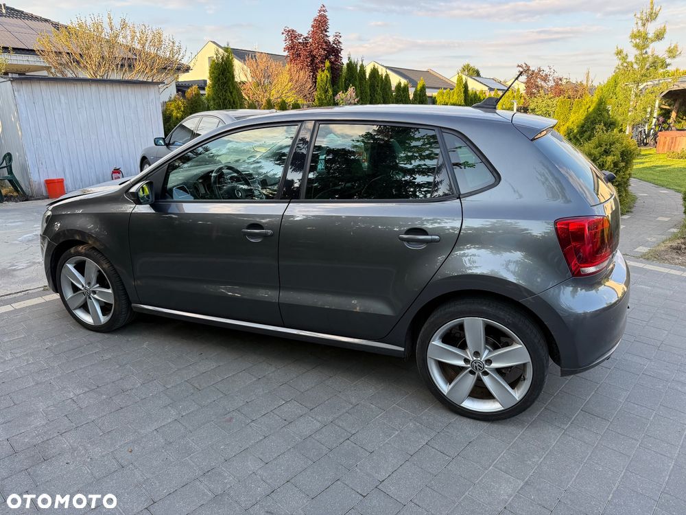 Volkswagen Polo 1.4 16V Highline - 23