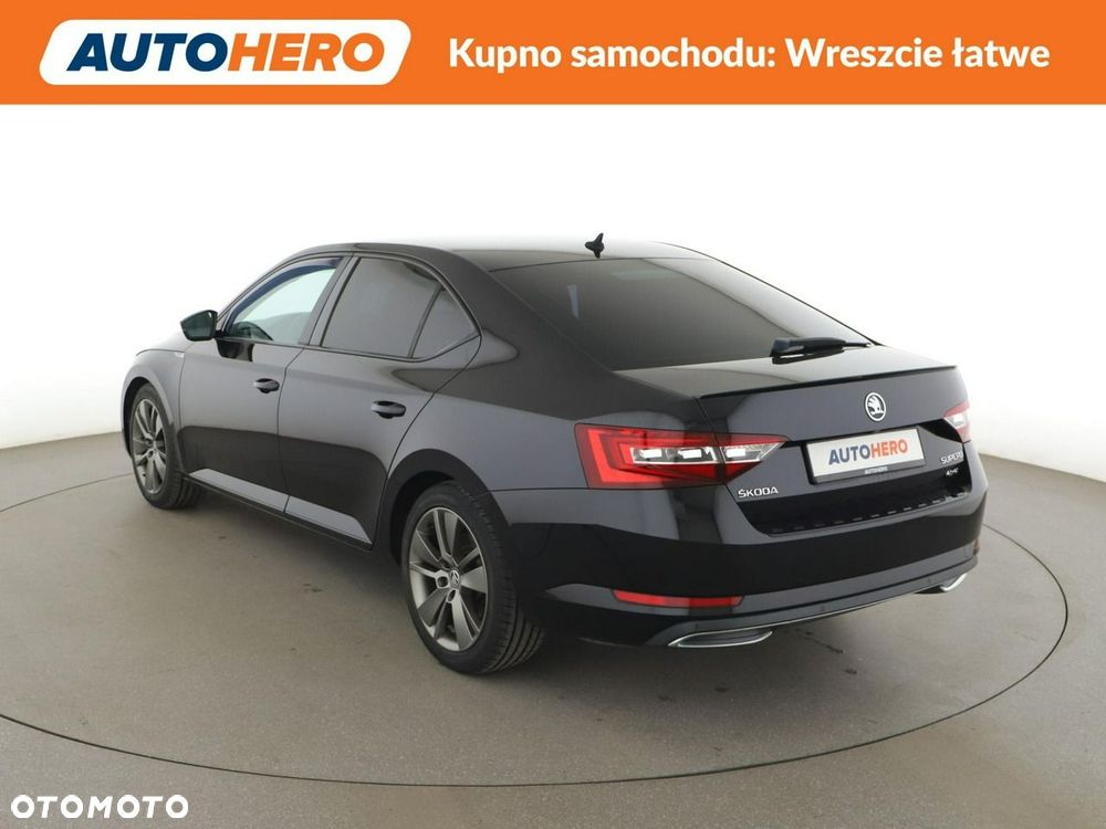 Skoda Superb 2.0 TDI 4x4 Sportline DSG - 5