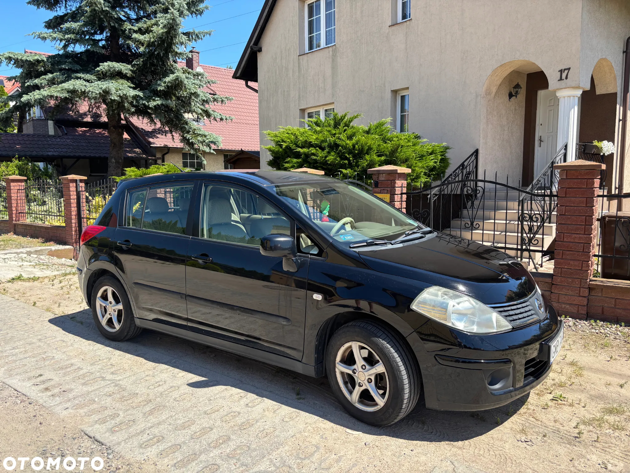 Nissan Tiida 1.6 Acenta - 2
