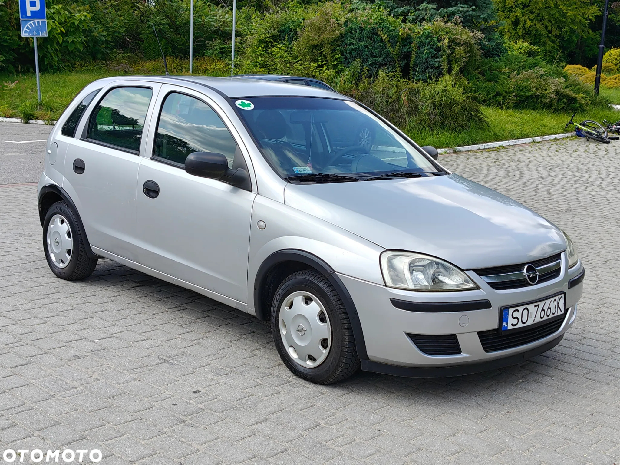 Opel Corsa 1.2 16V Cosmo - 11