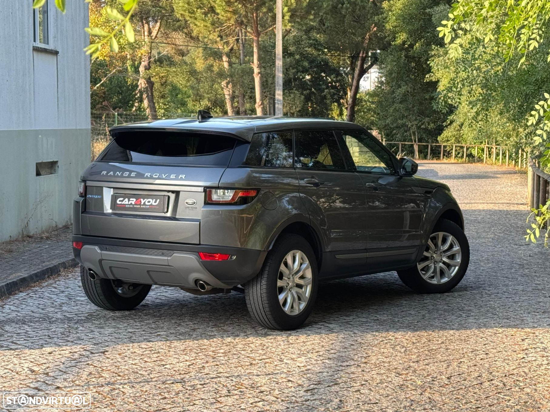 Land Rover Range Rover Evoque 2.0 TD4 Pure - 2