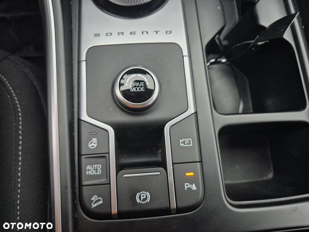 Kia Sorento - 28